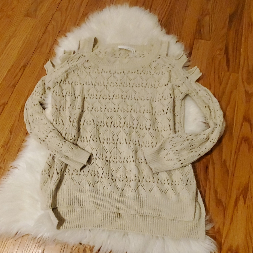 LUQ sweater